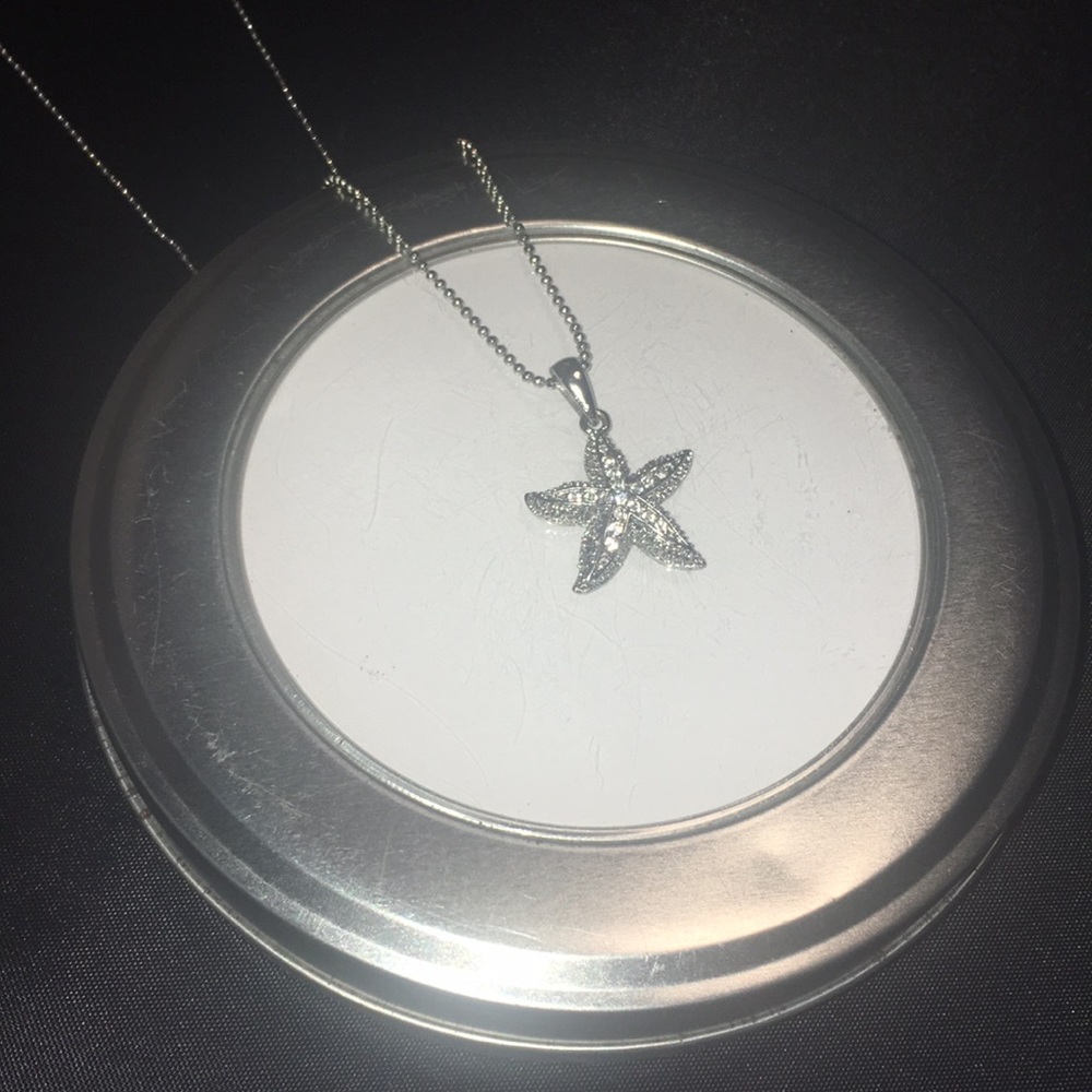 Sparkly Starfish Necklace
